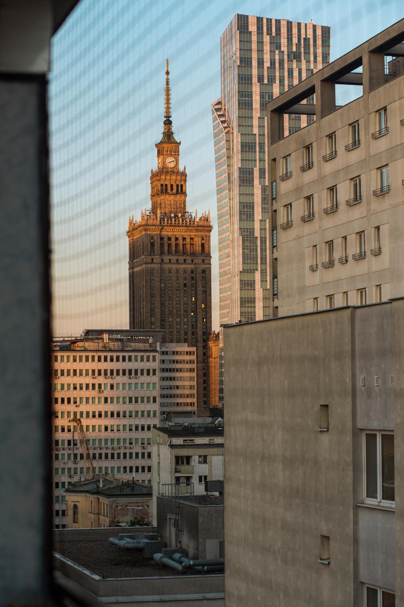 Iron Sunset Apartment Varsovia Exterior foto